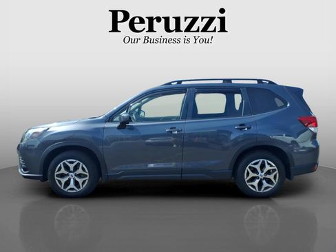 Used 2023 Subaru Forester Premium AWD/4WD image 7