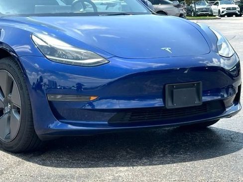 Used 2023 Tesla Model 3 Standard Range RWD image 2