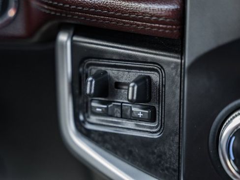 Used 2023 Ford Expedition Max Limited image 29