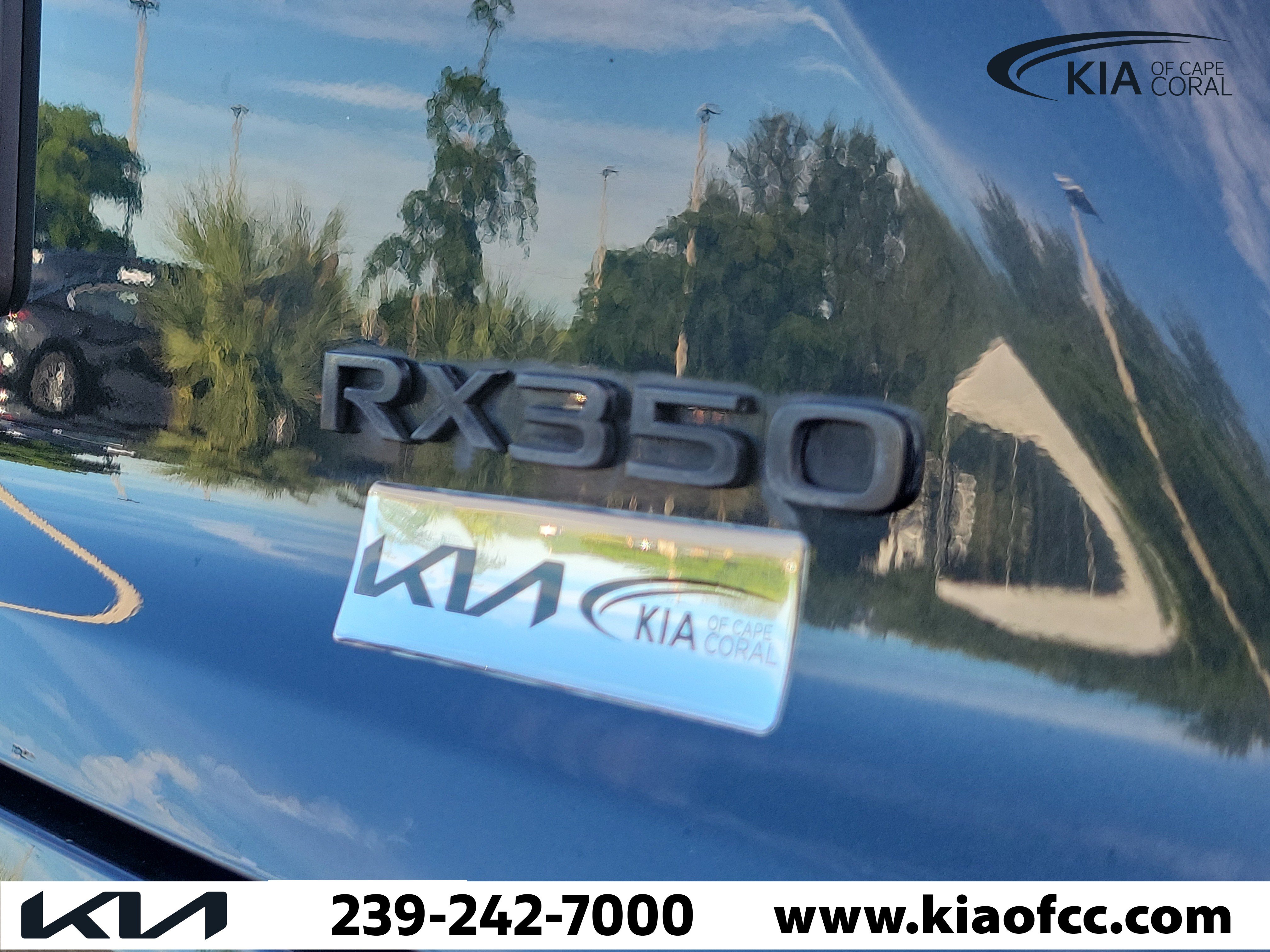 Used 2024 Lexus RX 350 Premium w/ Accessory Package (Z1) FWD image 10