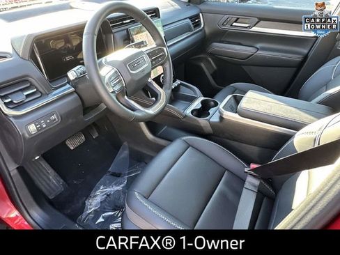 Used 2026 GMC Terrain Denali image 2