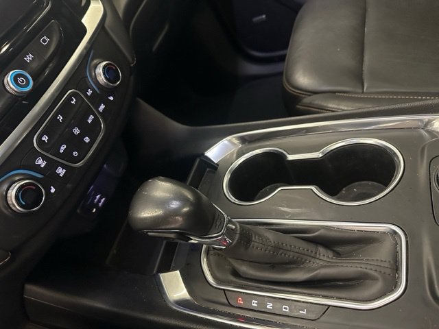 Used 2021 Chevrolet Traverse LT w/ LT Premium Package FWD image 35