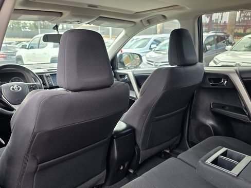 Used 2016 Toyota RAV4 XLE FWD image 26