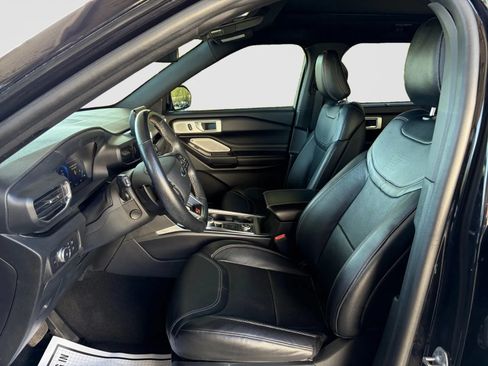Used 2020 Ford Explorer ST w/ ST Street Pack AWD/4WD image 10