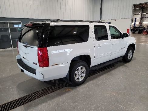 Used 2014 GMC Yukon XL SLT AWD/4WD image 7