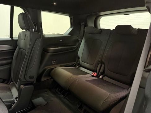New 2026 Jeep Grand Cherokee L Laredo AWD/4WD image 22