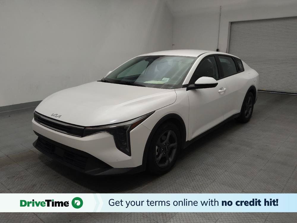Used 2025 Kia K4 FWD image 1