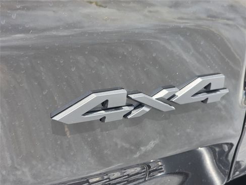 New 2026 RAM 1500 Laramie AWD/4WD image 39