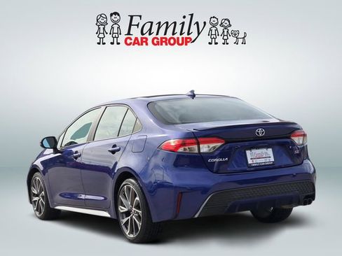 Used 2022 Toyota Corolla SE image 3