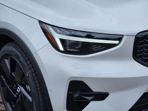 New 2026 Volvo XC40 B5 Ultra w/ Climate Package AWD/4WD image 28