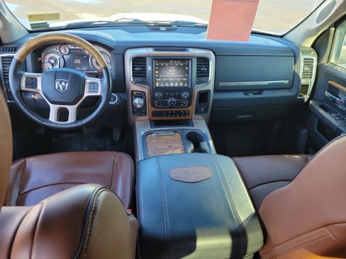 Used 2017 RAM 1500 Laramie Longhorn image 18