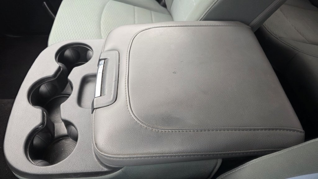 Used 2015 RAM 1500 Classic SLT RWD image 21