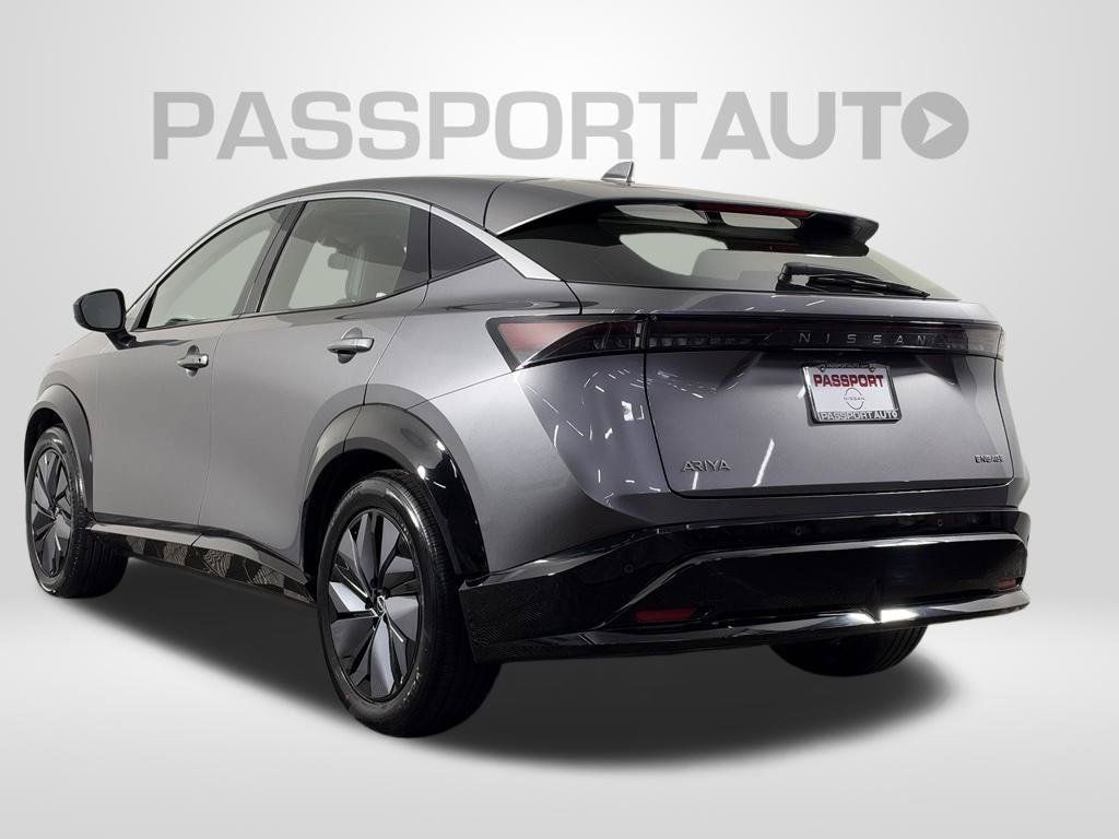 Used 2023 Nissan Ariya FWD image 5