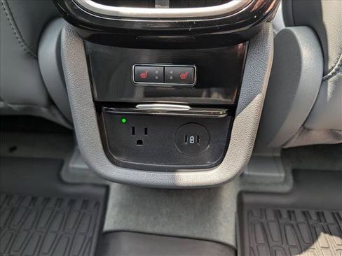 Certified 2023 Lincoln Nautilus Reserve AWD/4WD image 19