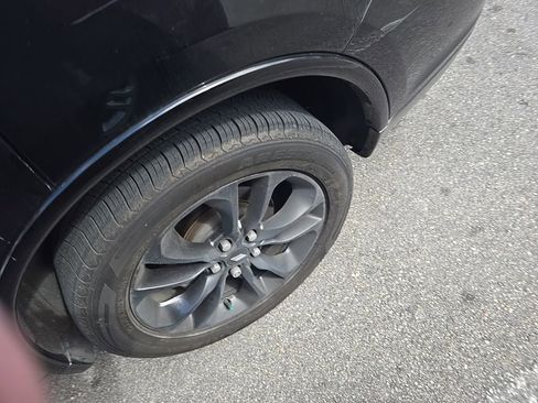 Used 2022 Dodge Durango GT image 3