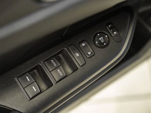 Used 2019 Honda Civic LX image 36