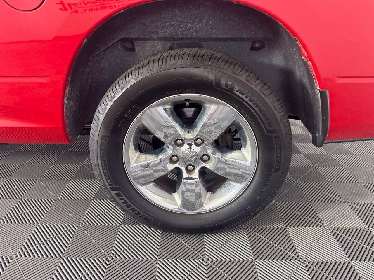 Used 2019 RAM 1500 Big Horn RWD image 13