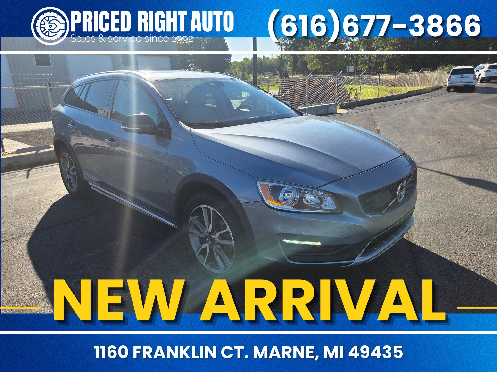 Used 2017 Volvo V60 T5 Cross Country w/ Climate Package AWD/4WD image 1