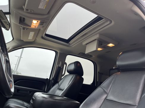 Used 2011 GMC Yukon SLT image 10