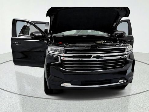 Used 2023 Chevrolet Tahoe LT w/ LT Signature Plus Package AWD/4WD image 15