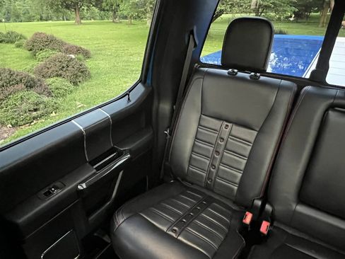 Used 2020 Ford F150 Lariat w/ Equipment Group 502A Luxury image 17