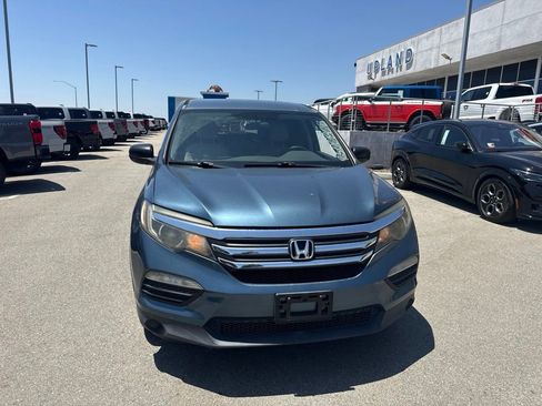 Used 2016 Honda Pilot LX image 2