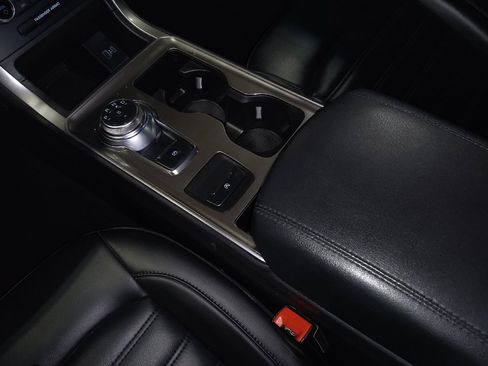 Used 2023 Ford Edge SEL image 26