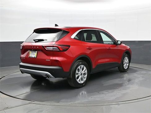 Used 2023 Ford Escape Active w/ Tech Pack #2 image 5