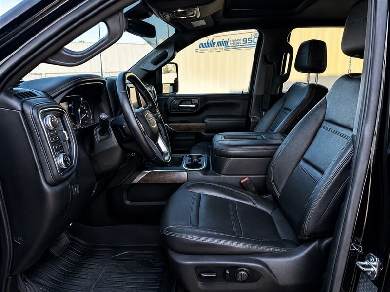 Used 2020 GMC Sierra 2500 Denali AWD/4WD image 21