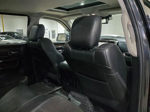 Used 2016 RAM 1500 Laramie w/ Convenience Group image 19