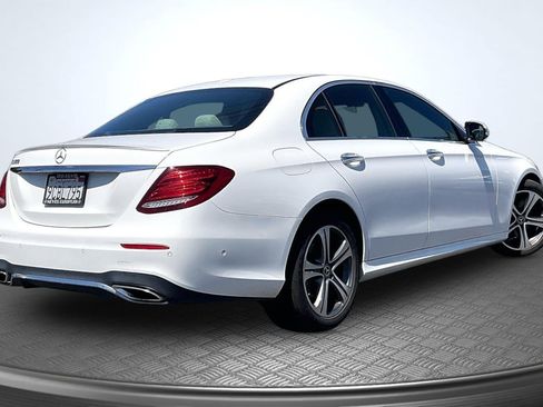 Used 2019 Mercedes-Benz E 300 w/ Premium 1 Package image 13