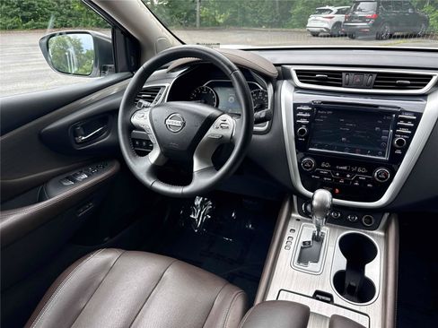 Used 2016 Nissan Murano Platinum w/ Platinum Technology Package FWD image 14