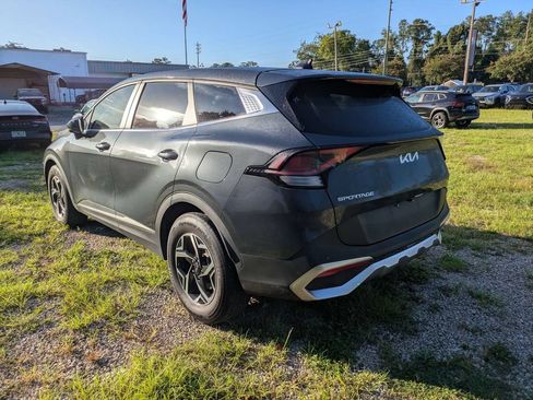Used 2024 Kia Sportage LX FWD image 4