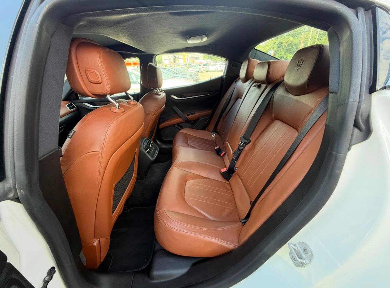 Used 2017 Maserati Ghibli S RWD image 13