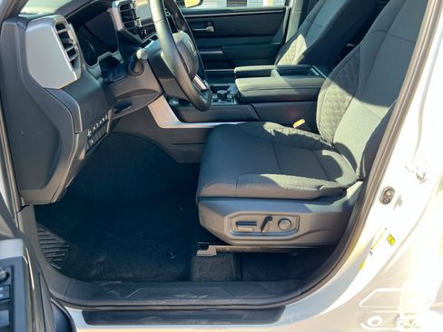 Certified 2026 Toyota Tundra SR5 w/ SR5 Convenience Package AWD/4WD image 17