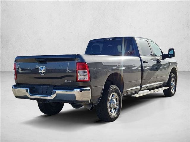 Used 2024 RAM 2500 Tradesman w/ Chrome Appearance Group AWD/4WD image 5