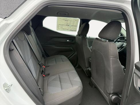 New 2027 Chevrolet Bolt LT image 18