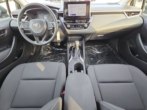 Certified 2025 Toyota Corolla LE FWD image 12