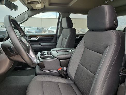 Used 2024 GMC Sierra 1500 Elevation AWD/4WD image 13