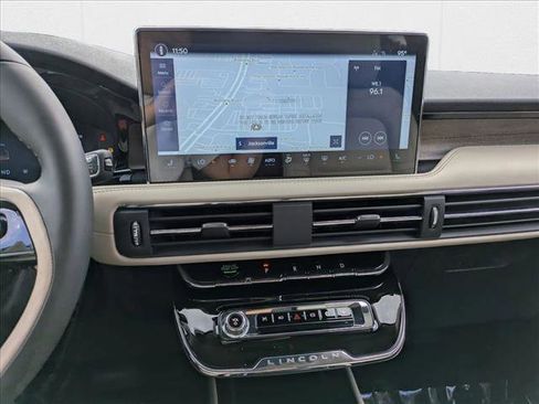 New 2025 Lincoln Corsair Grand Touring w/ Jet Appearance Package image 13