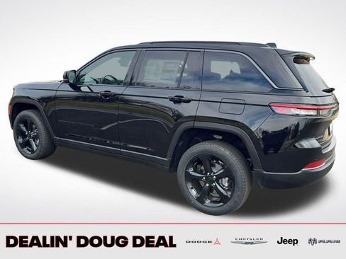 New 2026 Jeep Grand Cherokee Limited w/ Limited Altitude Package AWD/4WD image 3