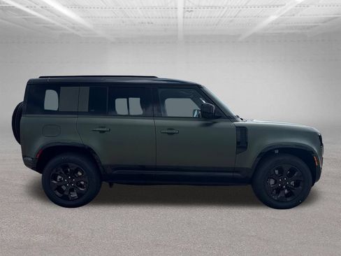 New 2026 Land Rover Defender 110 X-Dynamic SE AWD/4WD image 6