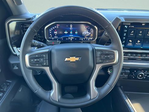 Used 2024 Chevrolet Silverado 2500 LTZ w/ LTZ Premium Package AWD/4WD image 11