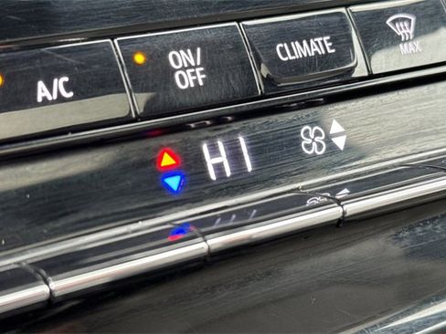 Used 2024 Buick Envista Avenir image 29