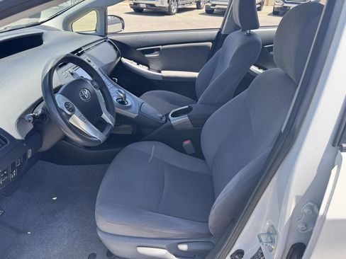 Used 2014 Toyota Prius Two FWD image 20