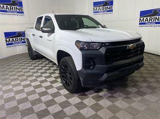Used 2023 Chevrolet Colorado W/T video 1