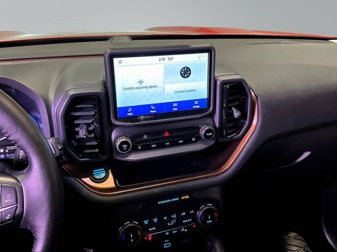 Used 2022 Ford Bronco Sport Outer Banks image 9