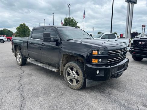 Used 2016 Chevrolet Silverado 2500 LTZ w/ Duramax Plus Package AWD/4WD image 2