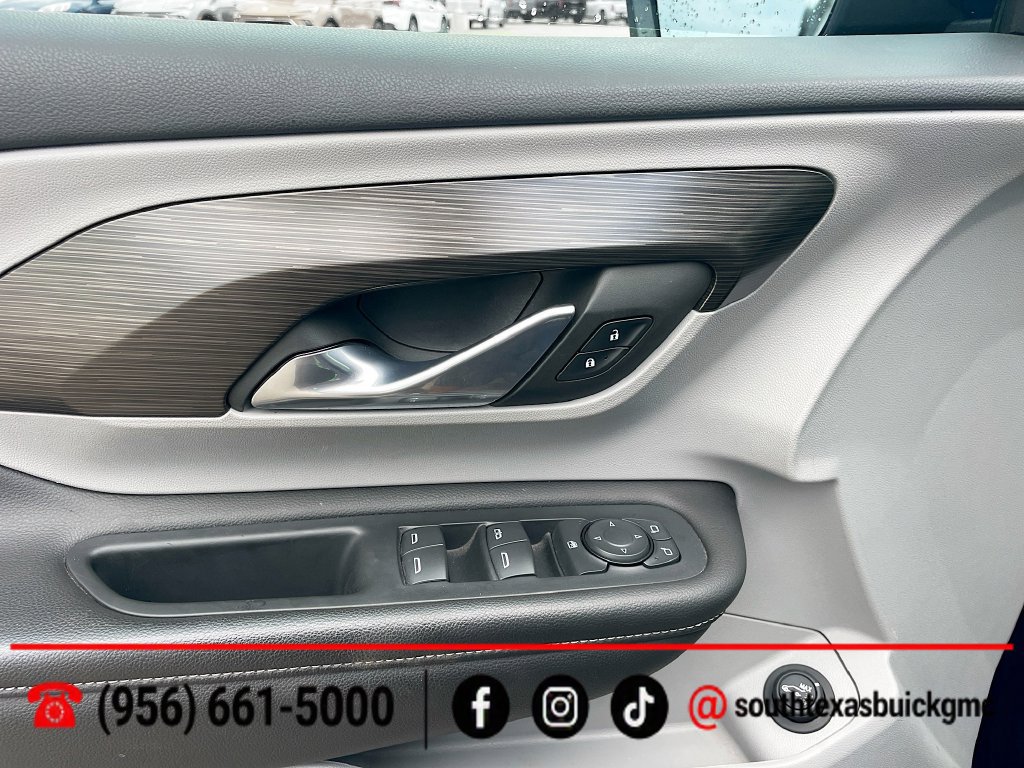 Used 2022 GMC Terrain SLE w/ Driver Convenience Package FWD image 10