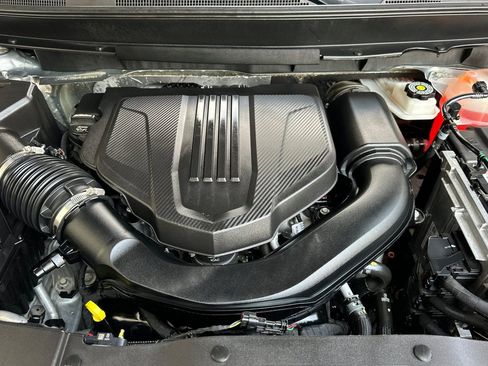 Certified 2024 Chevrolet Traverse LT AWD/4WD image 25